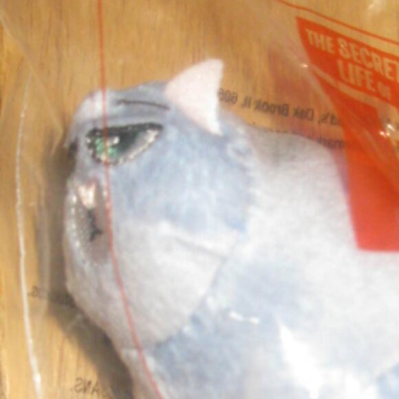 McDonald's Secret Life of Pets Chloe - Picture 2 of 2